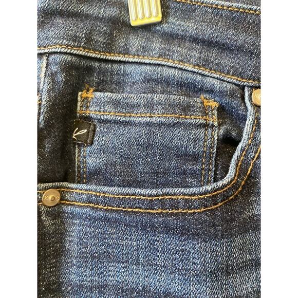 KanCan Women's Mid-Rise Distressed Cropped Denim Jeans Blue Size 13/30 Casual - Picture 5 of 16